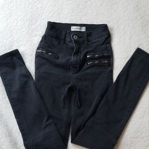 Abercrombie kids skinny jeans